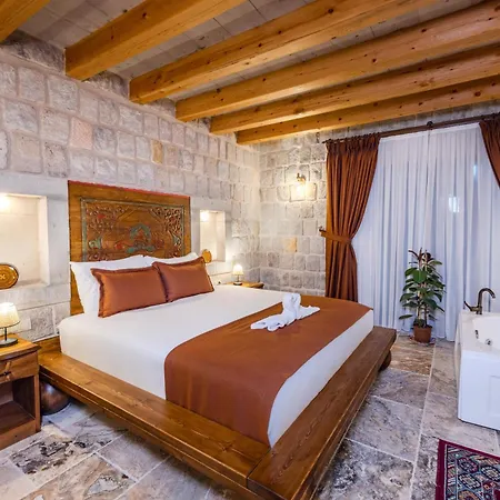 Gala Cave Cappadocia ホテル *